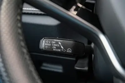 Skoda Fabia 1.0 TSI Monte Carlo DSG — Citadine dynamique, garantie usine 5 ans — Miniatura 23