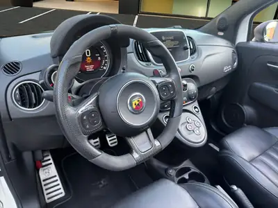 FIAT 500 Abarth 595 C — Cabriolet sportif 180 ch, sans accident, équipement premium — Miniatura 11