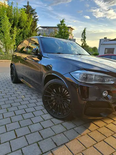 BMW X5 M50d — SUV premium diesel, 381 ch et transmission intégrale — Außenansicht