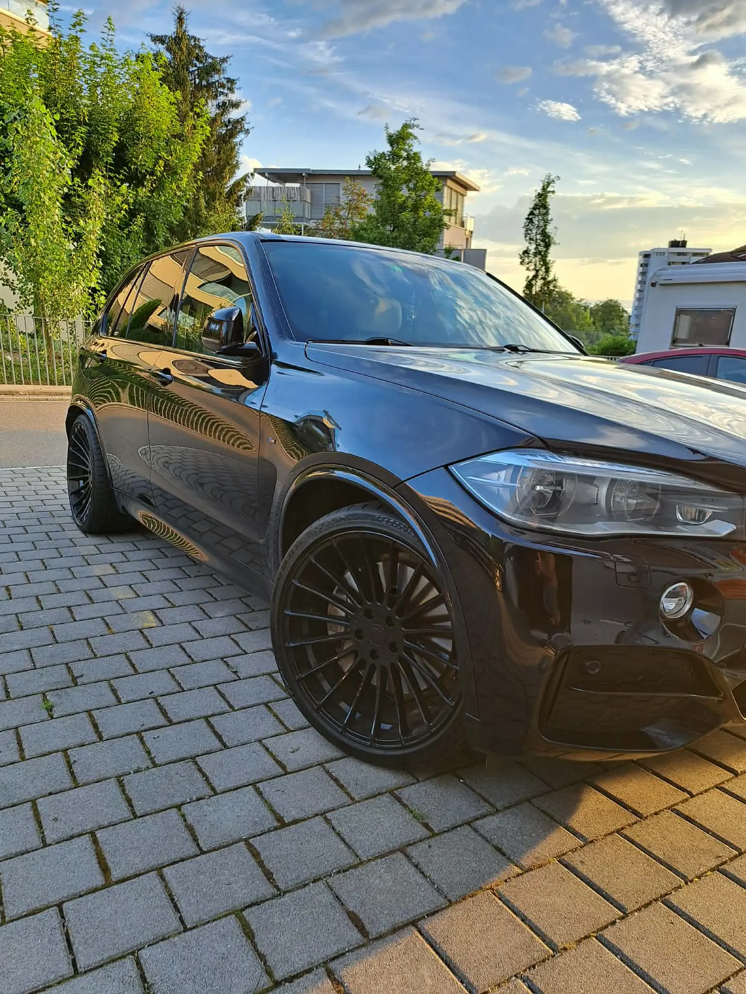 BMW X5 M50d — SUV premium diesel, 381 ch et transmission intégrale