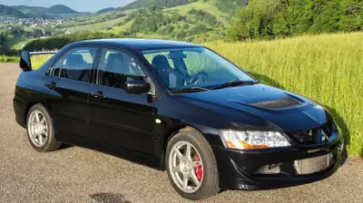 Mitsubishi Lancer EVO VIII 2.0T — La légende sportive japonaise, 265 ch de pure performance — vue extérieure