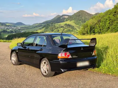 Mitsubishi Lancer EVO VIII 2.0T — La légende sportive japonaise, 265 ch de pure performance — intérieur