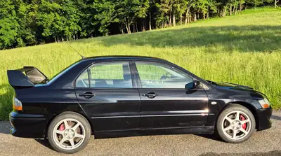 Mitsubishi Lancer EVO VIII 2.0T — La légende sportive japonaise, 265 ch de pure performance — Miniature 7