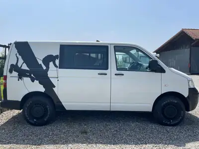 VW T5 2.5 TDI 131 4motion — Monospace robuste tout-terrain, 206000 km — intérieur