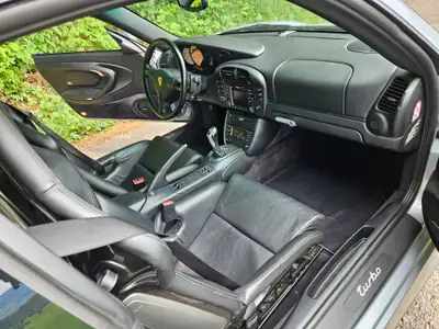 Porsche 911 Turbo 2002 — Légendaire coupé sport 420 ch, sans accident — Miniatura 9