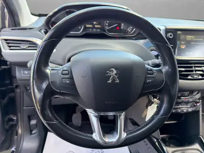 Peugeot 2008 1.6 BlueHDi Allure — SUV compact diesel économe, sans accident — Miniatur 10