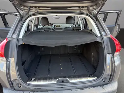 Peugeot 2008 1.6 BlueHDi Allure — SUV compact diesel économe, sans accident — Miniatur 19