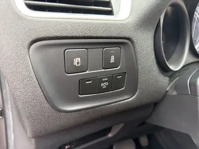 Citroën C4 1.2 PureTech Feel — Berline urbaine automatique, moteur efficient — Miniatur 22