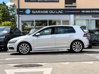 VW Golf 1.2 TSI Cup R-Line — Compacte dynamique, finition sportive et économe — Innenraum