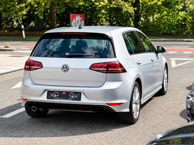 VW Golf 1.2 TSI Cup R-Line — Compacte dynamique, finition sportive et économe — Miniatur 7