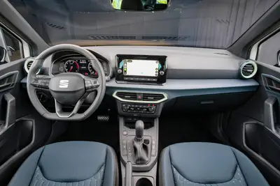 SEAT Arona 1.0 TSI Eco Style DSG — Citadin polyvalent, garantie constructeur et équipements premium — Miniatur 16