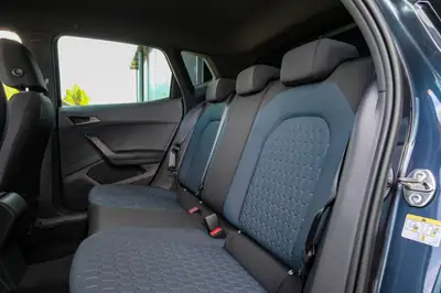 SEAT Arona 1.0 TSI Eco Style DSG — SUV compact neuf, garantie constructeur et technologie de série — Miniatura 12