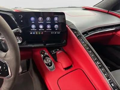Chevrolet Corvette Stingray 6.2 V8 — Légende américaine rouge, 482 ch, kilométrage imbattable — Miniature 12