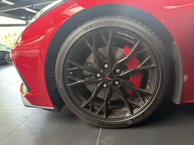 Chevrolet Corvette Stingray 6.2 V8 — Légende américaine rouge, 482 ch, kilométrage imbattable — Miniature 15