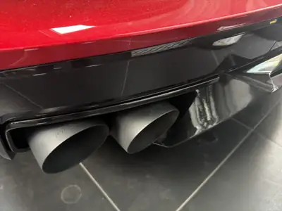 Chevrolet Corvette Stingray 6.2 V8 — Légende américaine rouge, 482 ch, kilométrage imbattable — Miniature 17
