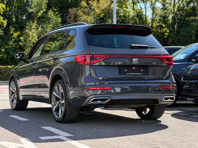 SEAT Tarraco 1.4 e-HYBRID DSG — SUV 7 places hybride rechargeable, toit panoramique, très faible kilométrage — dettaglio