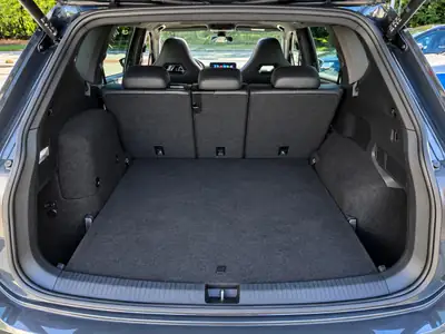 SEAT Tarraco 1.4 e-HYBRID DSG — SUV 7 places hybride rechargeable, toit panoramique, très faible kilométrage — Miniatura 9
