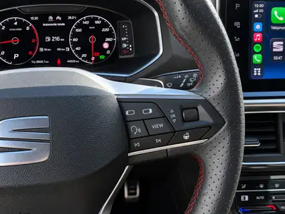 SEAT Tarraco 1.4 e-HYBRID DSG — SUV 7 places hybride rechargeable, toit panoramique, très faible kilométrage — Miniatura 16