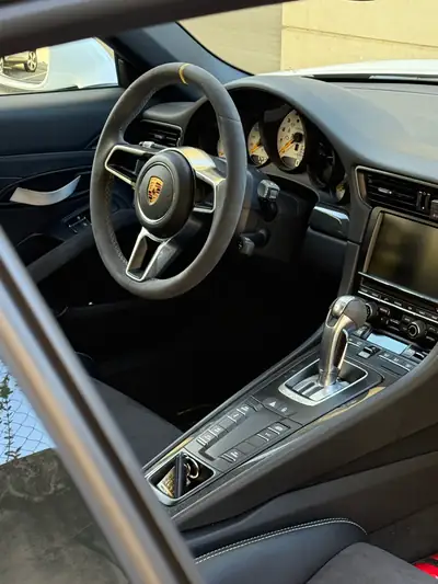 Porsche 911 GT3 RS PDK 2016 — Supercar extrême, 500 ch et seulement 58 000 km — Miniature 9