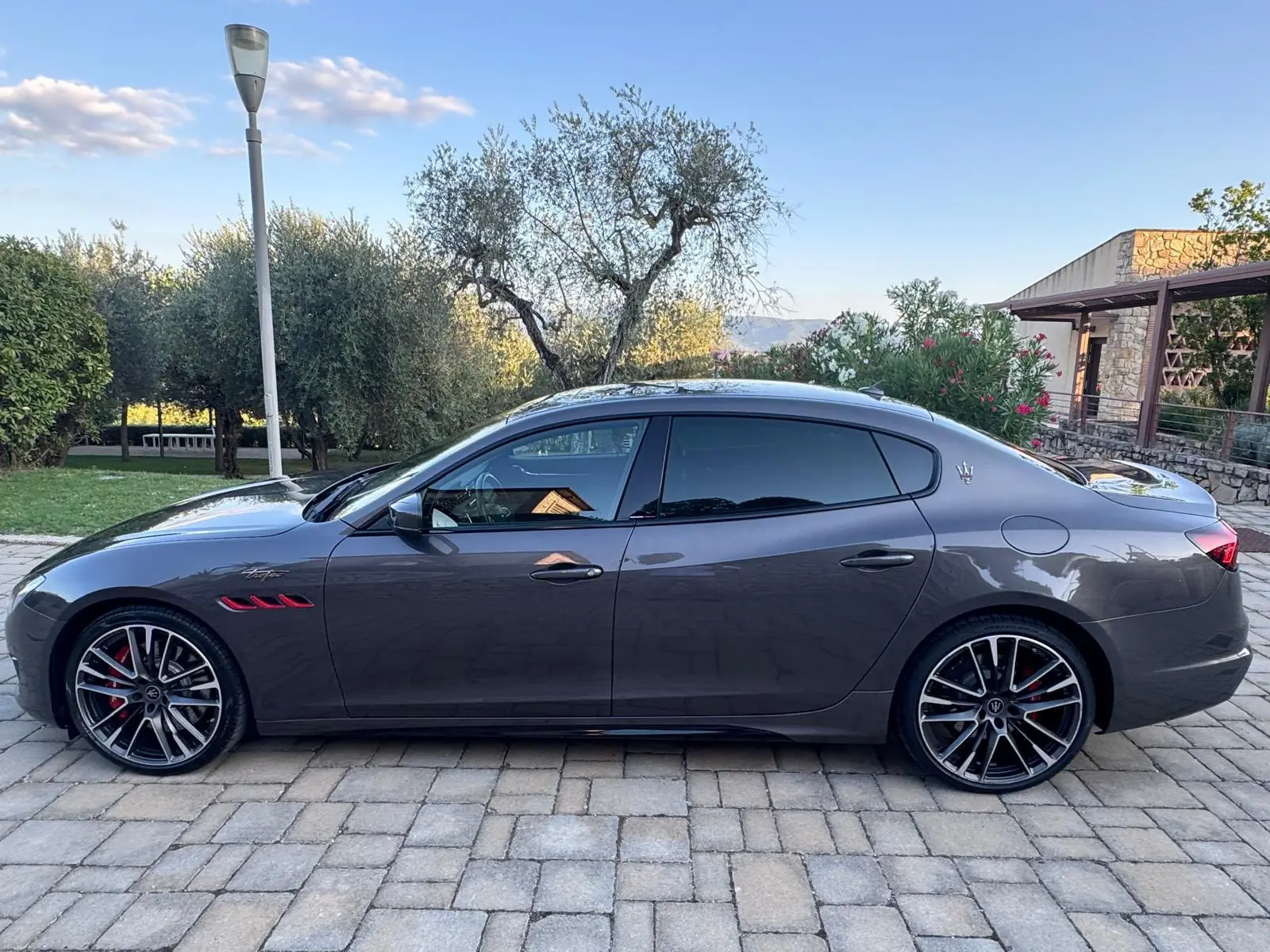 Maserati Quattroporte 2023 occasion Neuchatel — 5