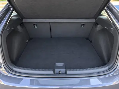 VW Taigo 75 TSI DSG — Petit SUV urbain dynamique, garantie 4 ans VW — Miniatur 8