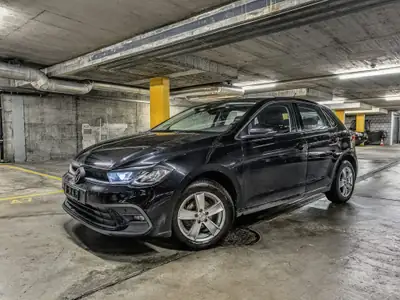 VW Polo 1.0 TSI Life — Citadine fiable, pneus toutes saisons inclus, faible kilométrage — Außenansicht