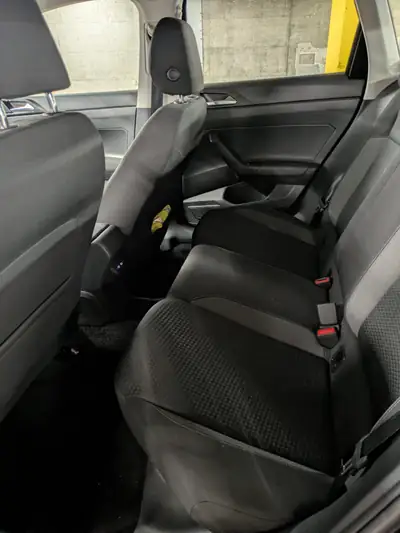 VW Polo 1.0 TSI Life — Citadine fiable, pneus toutes saisons inclus, faible kilométrage — Detail