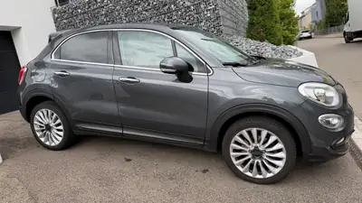 Fiat 500X 1.4 MultiAir Lounge — SUV compact urbain, boîte auto, entretien récent — côté