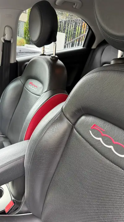 Fiat 500X 1.4 MultiAir Lounge — SUV compact urbain, boîte auto, entretien récent — intérieur