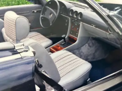 Mercedes-Benz SL 280 R107 — Le cabriolet classique des années 80, 130'000 km — détail