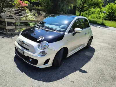 FIAT 500 Abarth 1.4 T-Jet 135 — Citadine sportive affûtée, historique sans sinistre — vue extérieure