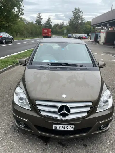 Mercedes-Benz Classe B 200 — Monospace compact fiable, 74'000 km, boîte automatique CVT — fianco
