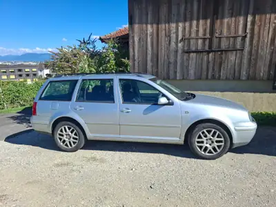 VW Golf Variant 2003 — Monospace polyvalent, moteur fiable 105 ch — fianco