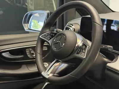 Mercedes-Benz V 300 d Long Exclusive 4Matic — Monospace Premium, Très Faible Kilométrage — Miniatur 10