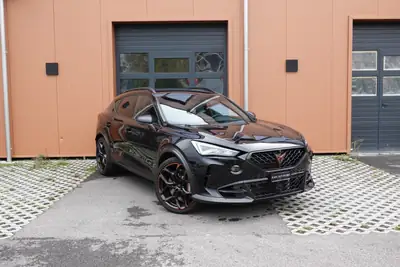 CUPRA Formentor 2.5 TSI VZ5 DSG — 390 ch, AWD sportif et équipé, seulement 43'990 km — vue extérieure
