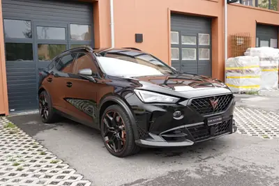 CUPRA Formentor 2.5 TSI VZ5 DSG — 390 ch, AWD sportif et équipé, seulement 43'990 km — arrière