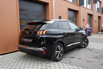 Peugeot 3008 1.2 PureTech — SUV polyvalent, toit panoramique, faible consommation — Thumbnail 7