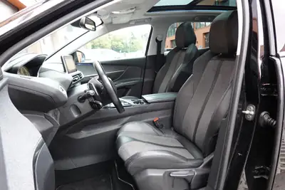 Peugeot 3008 1.2 PureTech — SUV polyvalent, toit panoramique, faible consommation — Thumbnail 23