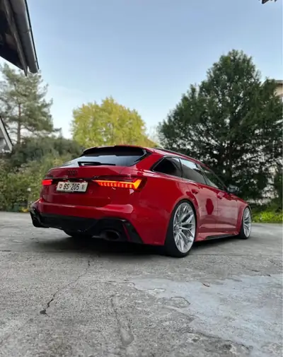 Audi RS6 Avant 4.0 V8 TFSI — Performance extrême, 32000 km seulement — Detail