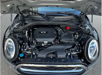 MINI Clubman 2.0 SD Cooper ALL4 — Break premium diesel, entretien complet, toit panoramique — fianco