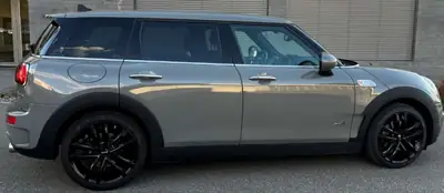MINI Clubman 2.0 SD Cooper ALL4 — Break premium diesel, entretien complet, toit panoramique — Miniatura 8