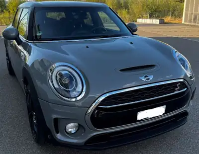 MINI Clubman 2.0 SD Cooper ALL4 — Break premium diesel, entretien complet, toit panoramique — Miniatura 18