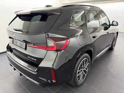 BMW X1 xDrive 25e M Sport 2025 — Hybride rechargeable sportif, premier propriétaire — arrière