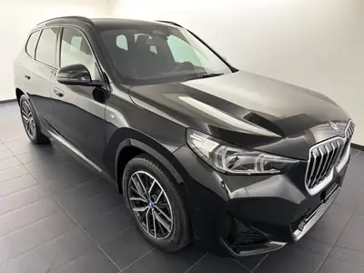 BMW X1 xDrive 25e M Sport 2025 — Hybride rechargeable sportif, premier propriétaire — intérieur