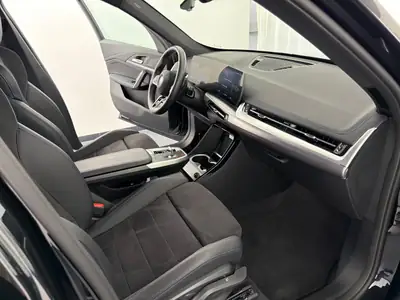 BMW X1 xDrive 25e M Sport 2025 — Hybride rechargeable sportif, premier propriétaire — Miniature 9