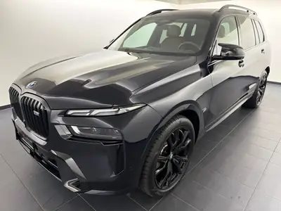 BMW X7 xDrive 48 M60i M Sport Pro 2025 — Luxe 7 places, motorisation hybride 530 ch — vue extérieure