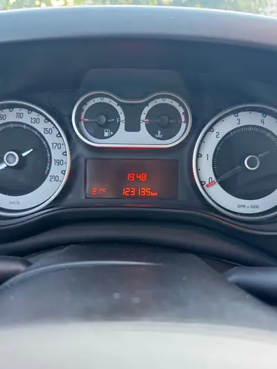 Fiat 500L 0.9 TwinAir — Monospace compact urbain, 123 000 km, sans sinistre — dettaglio