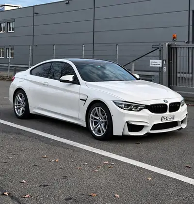 BMW M4 Competition 2017 — Coupé haute performance, 450 ch sans turbo — Detail