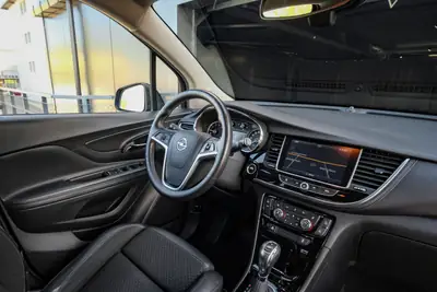Opel Mokka X 1.4i Turbo 4WD — SUV compact performant, sans sinistre — Miniature 14