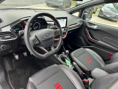 Ford Fiesta 1.0 SCTi ST Line 2019 — Citadine dynamique, équipée et économe — Armaturenbrett